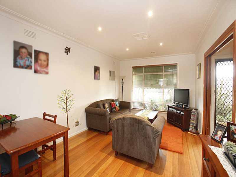 18 Cooper Avenue, Altona North - Thumbnail 4