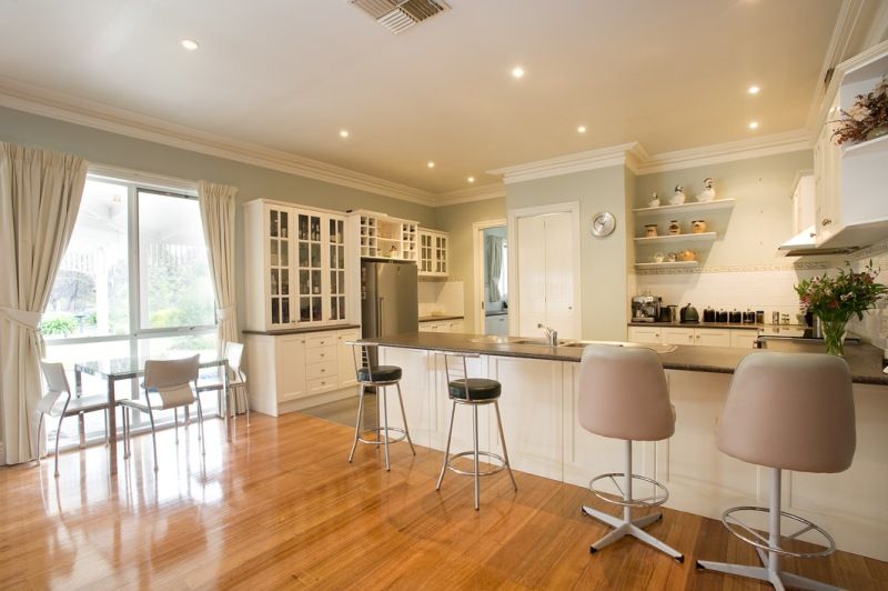 327 Long Forest Road, Long Forest - Thumbnail 3