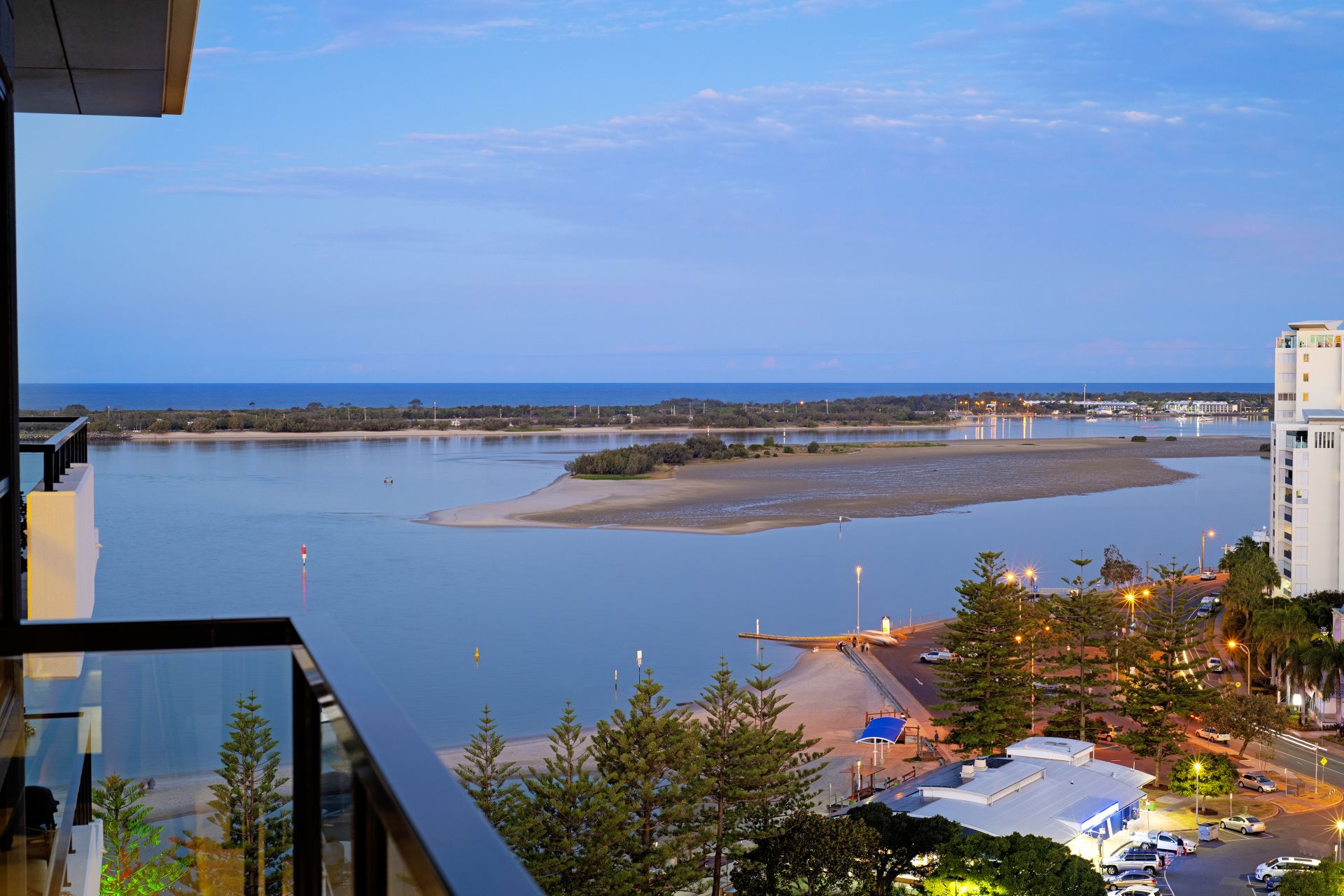 Real Estate For Sale 1404/372 Marine Parade Labrador , QLD