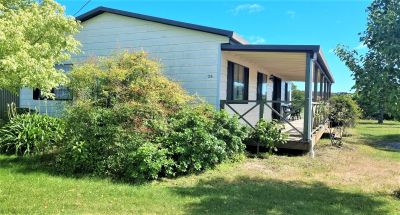 3
 
 
 
  
 
 
 1
 
 
 
 
 
 
 
 
 35 Freer Street, Shearwater TAS 7307, Shearwater - Thumbnail 7