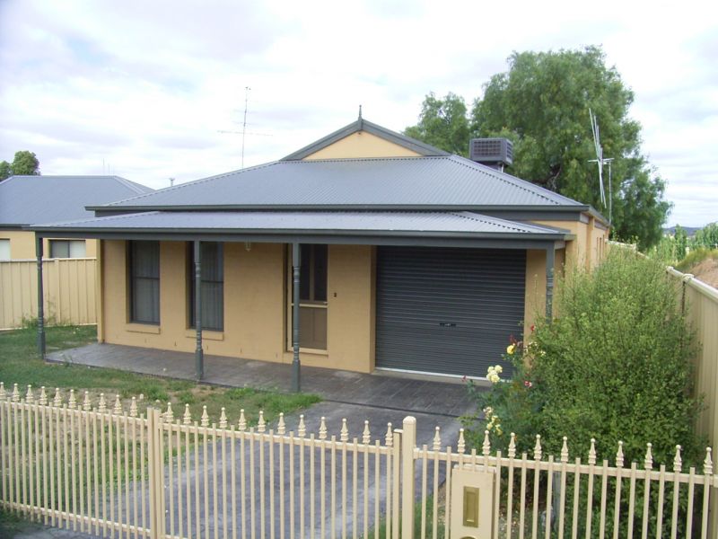 173 Thistle Street, Bendigo DCK Real Estate
