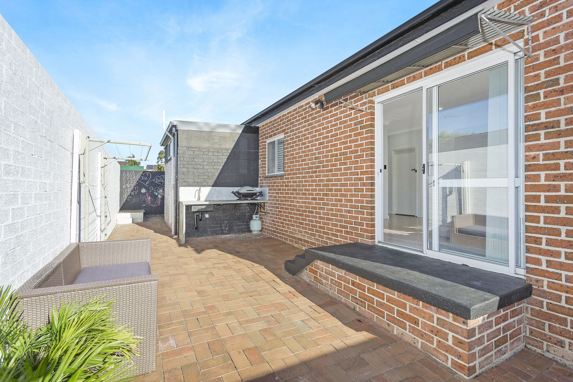 96 Banksia Avenue Engadine NSW, Engadine - Thumbnail 5