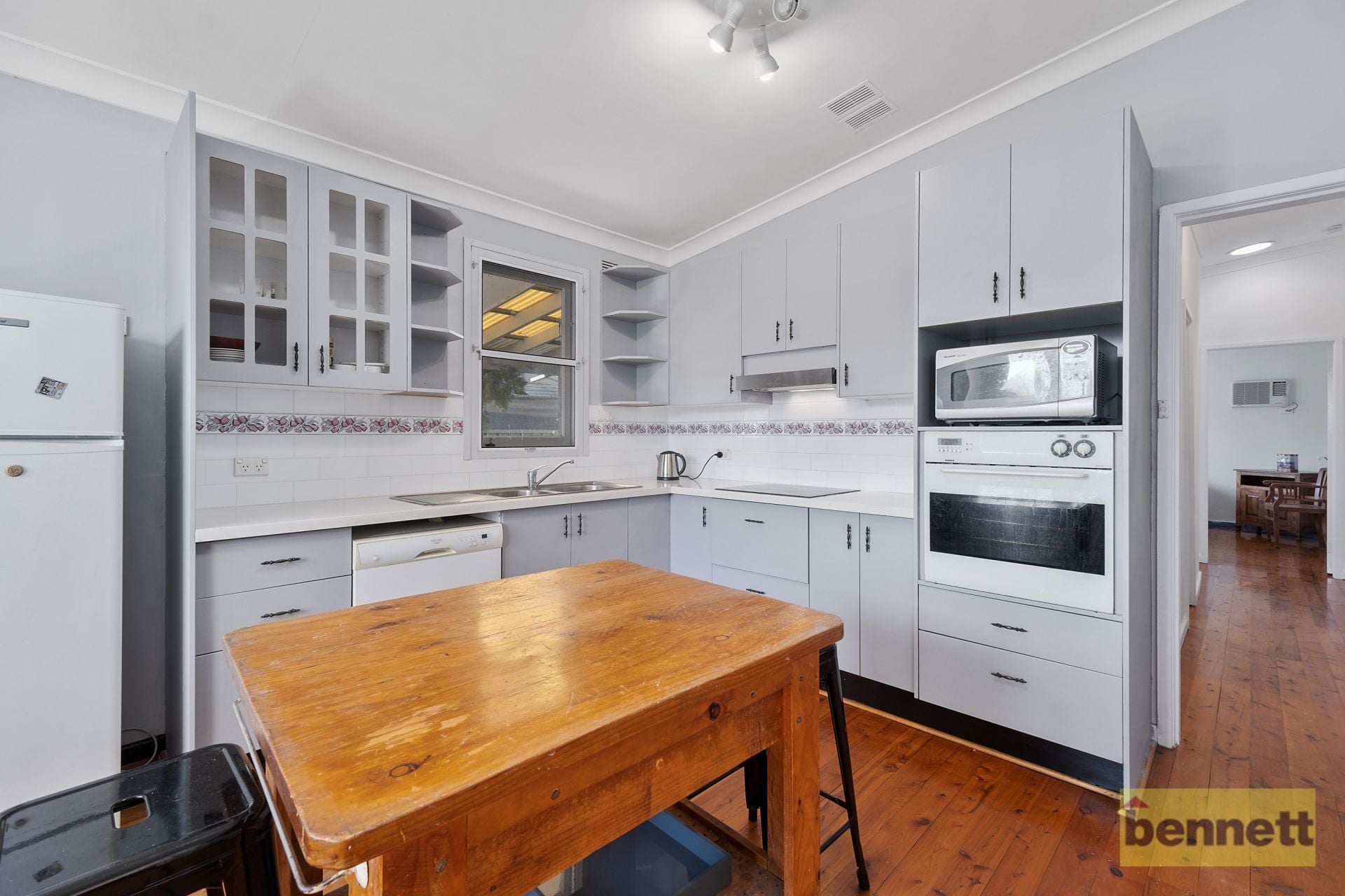 8 Douglas Street, Hobartville - Thumbnail 4