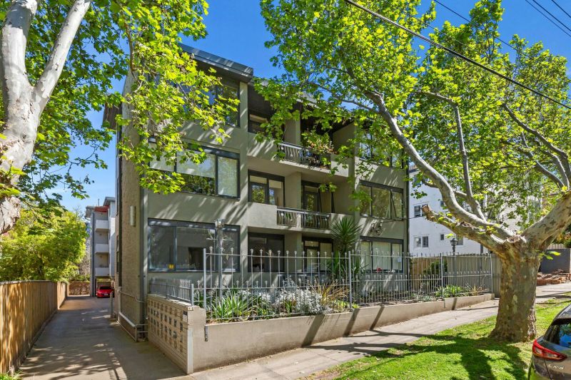 14/15 Rockley Road, South Yarra - Thumbnail 2