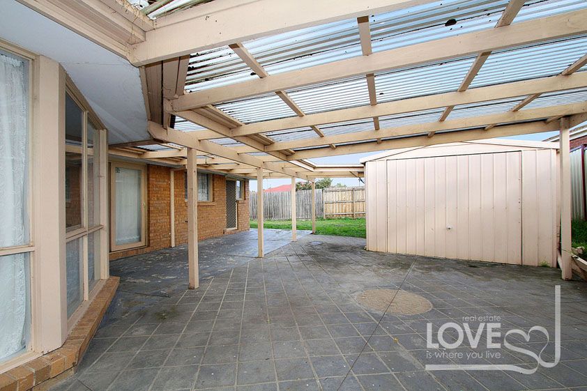TUCKED AWAY IN A QUIET COURT **6 MONTH LEASE AVAILABLE**