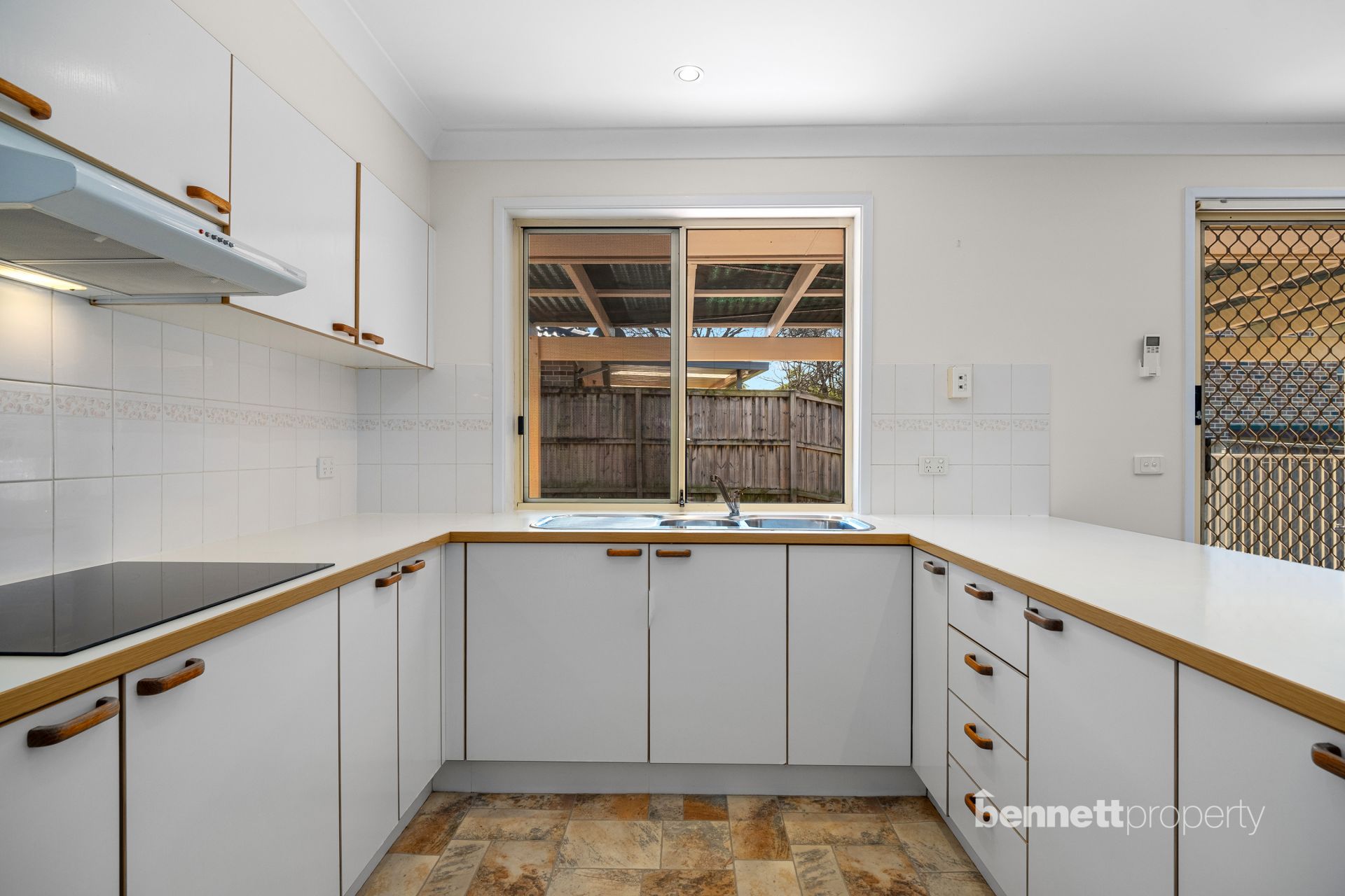 52 Arthur Phillip Drive, North Richmond - Thumbnail 6