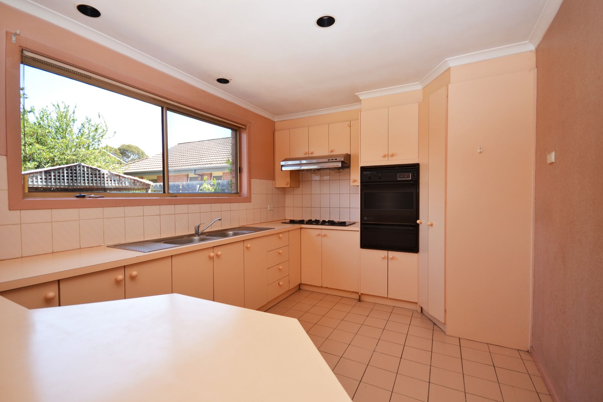 THREE BEDROOM BRICK VENEER HOME!