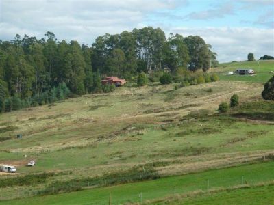 10 Brooks Height Estate, LOWER BARRINGTON, Lower Barrington - Thumbnail 2