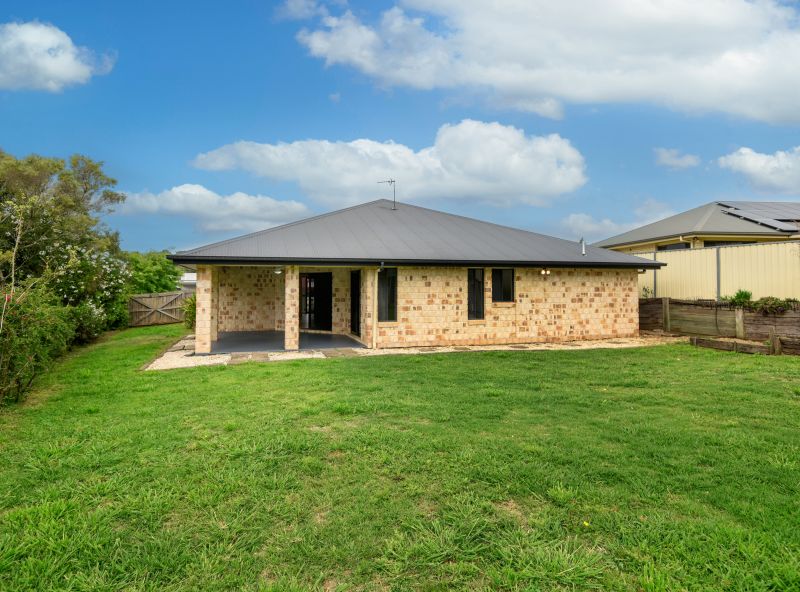 63 Hogg Street, Cranley QLD, Cranley - Thumbnail 2