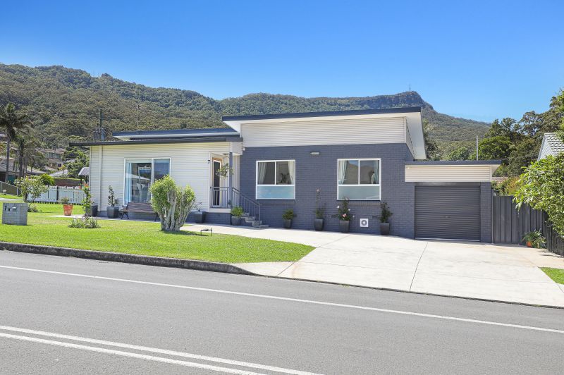 Real Estate For Sale 7 Chalmers Street Balgownie , NSW