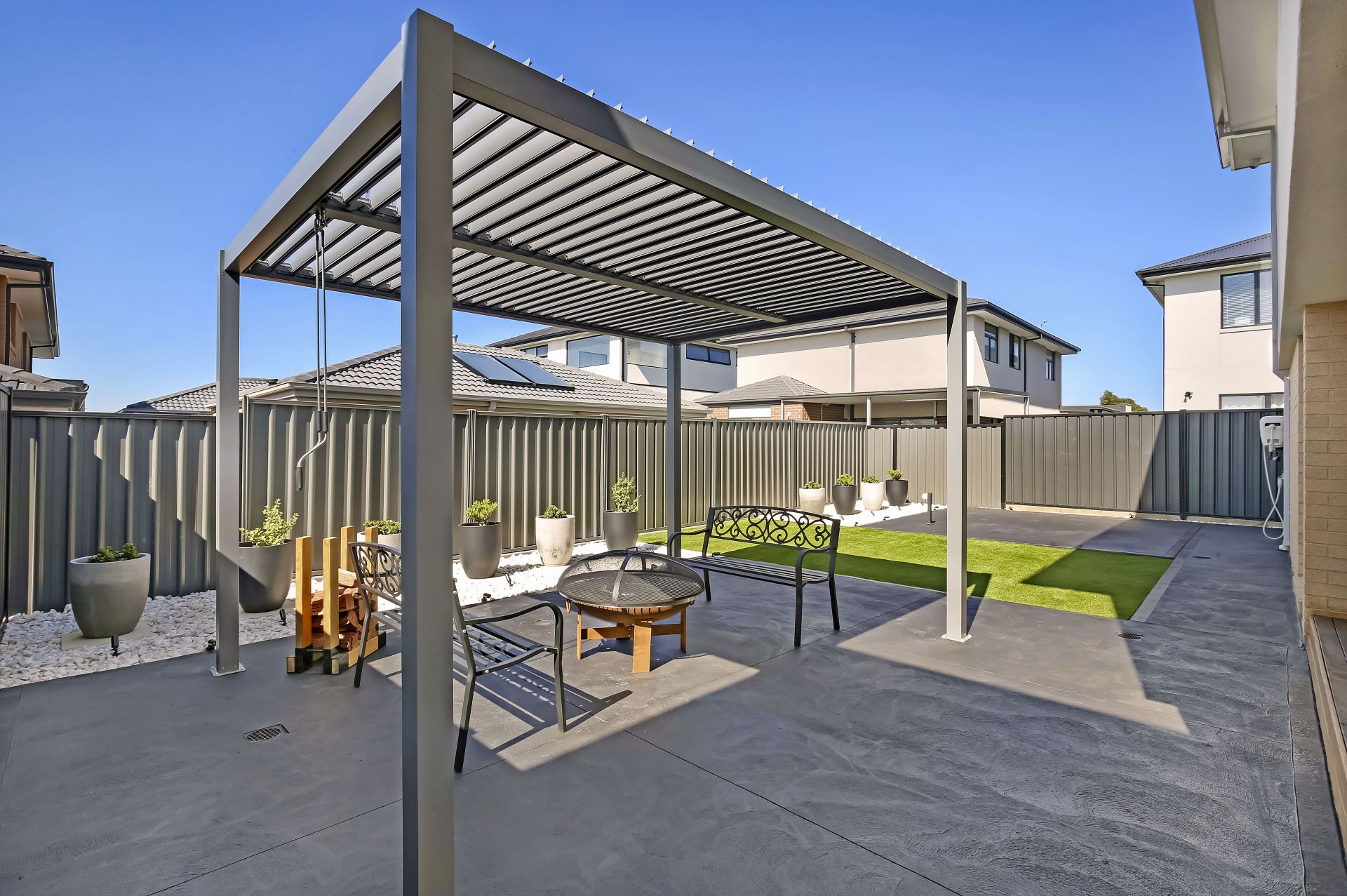 LUXURIOUS RENTING REDEFINED