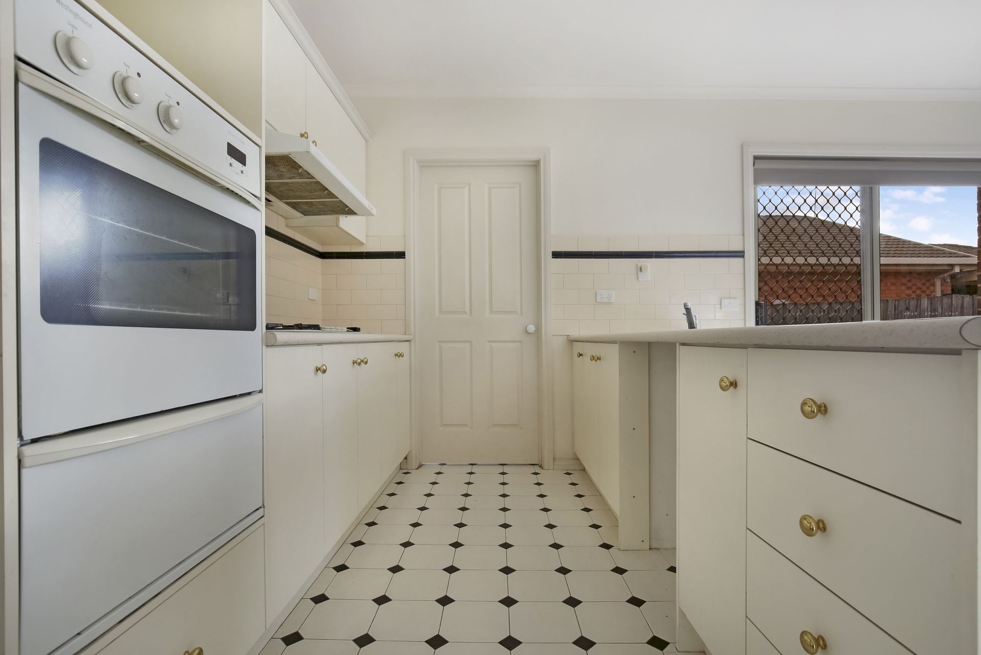Family Living in Sought After Mill Park