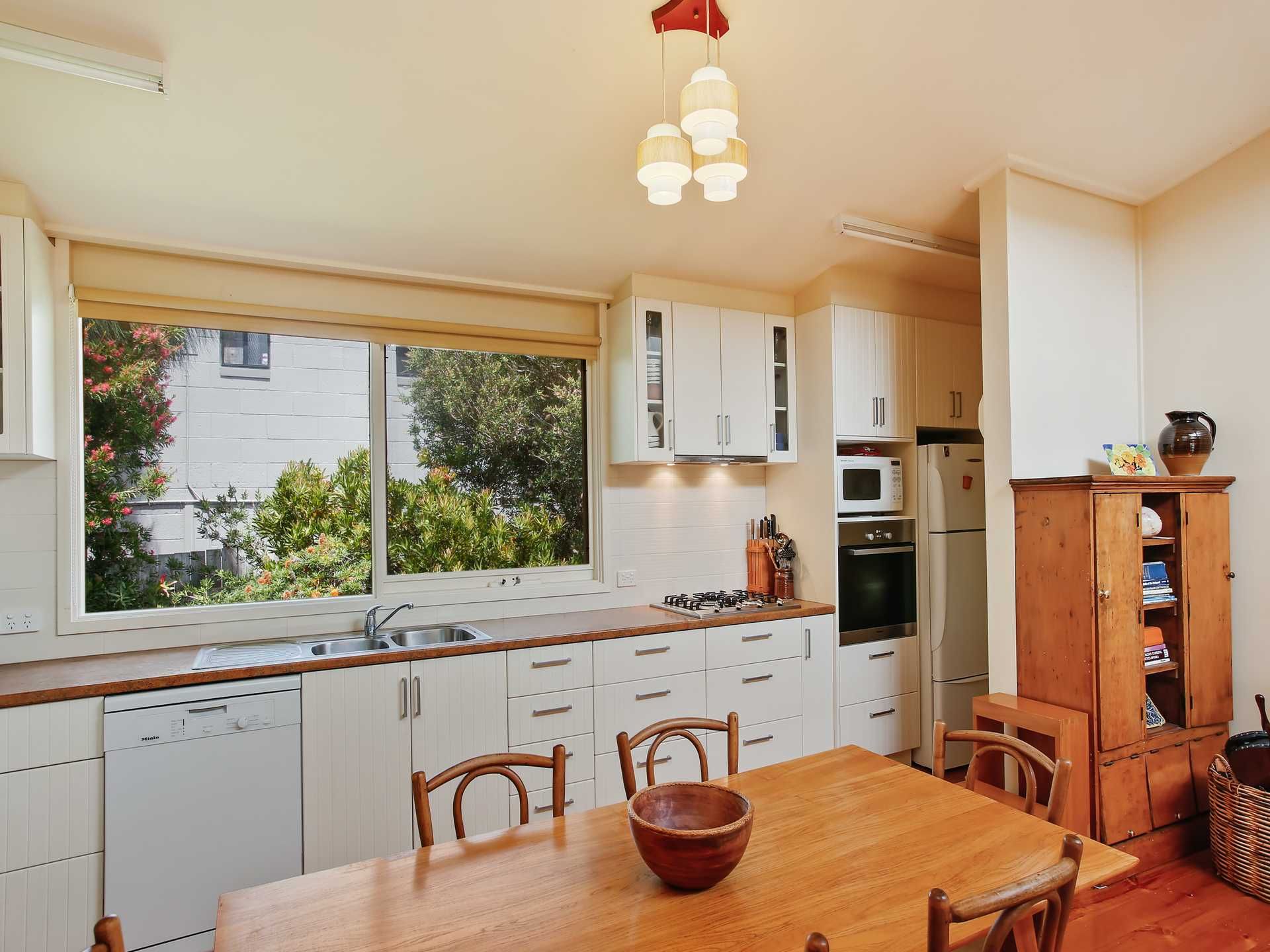 1 Thomson Street, Apollo Bay - Thumbnail 8