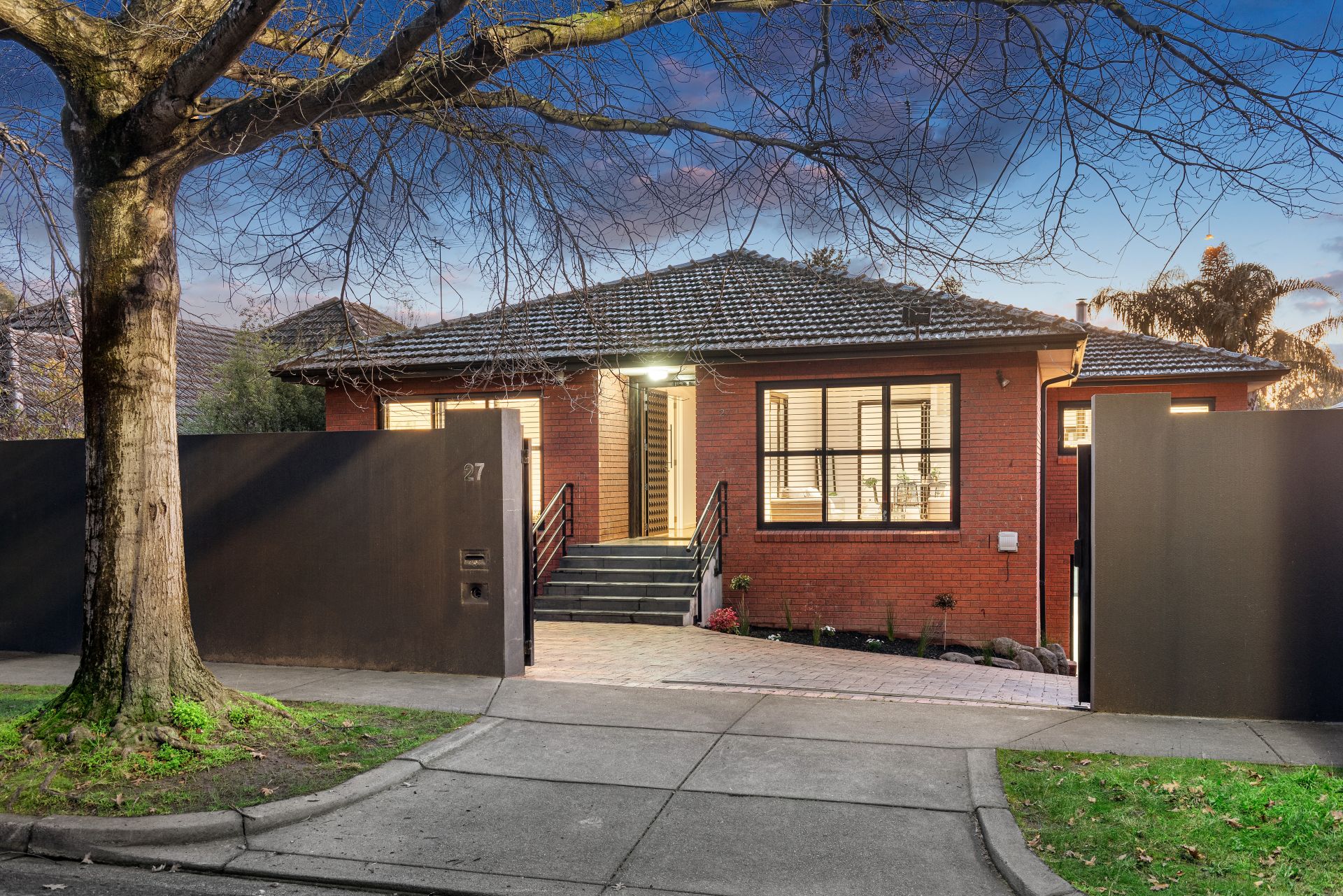 Kay & Burton 27 Keystone Crescent, Kew East