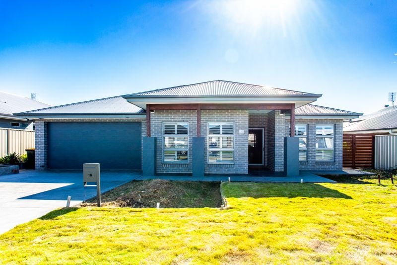 Real Estate For Lease 16 Brassia Rise South Nowra , NSW