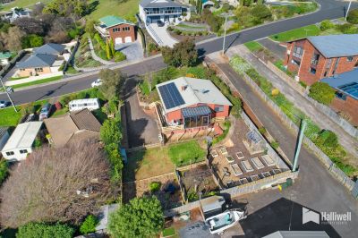 32 Mary Street, East Devonport, East Devonport - Thumbnail 2
