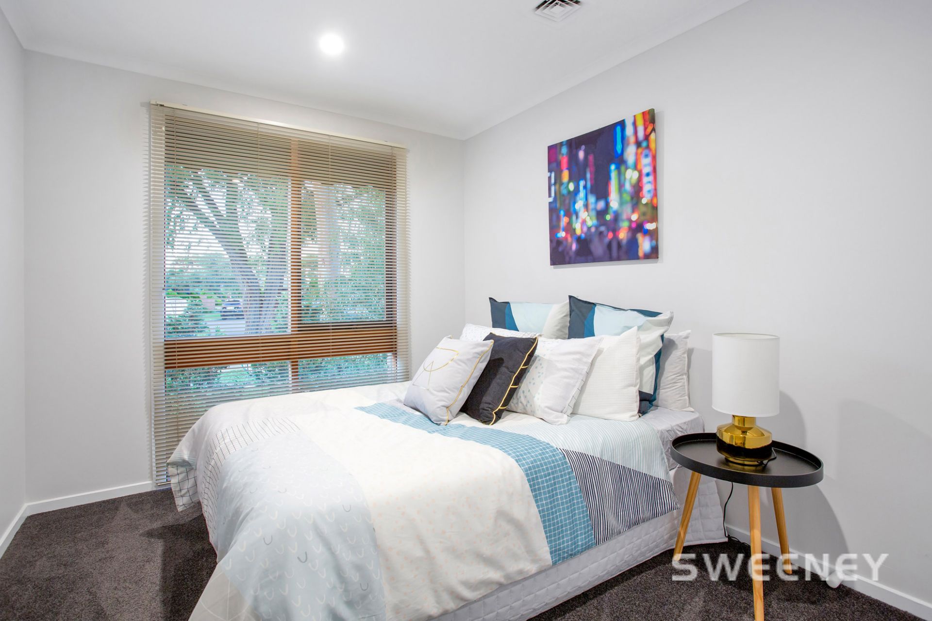 2 York Close, Altona Meadows - Thumbnail 8