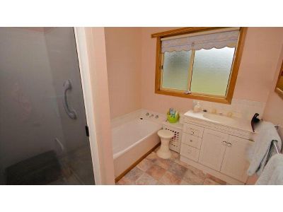 2
 
 
 
  
 
 
 1
 
 
 
 
 
 
 
 
 9 Hopkins Street, LEITH TAS 7315, Leith - Thumbnail 7