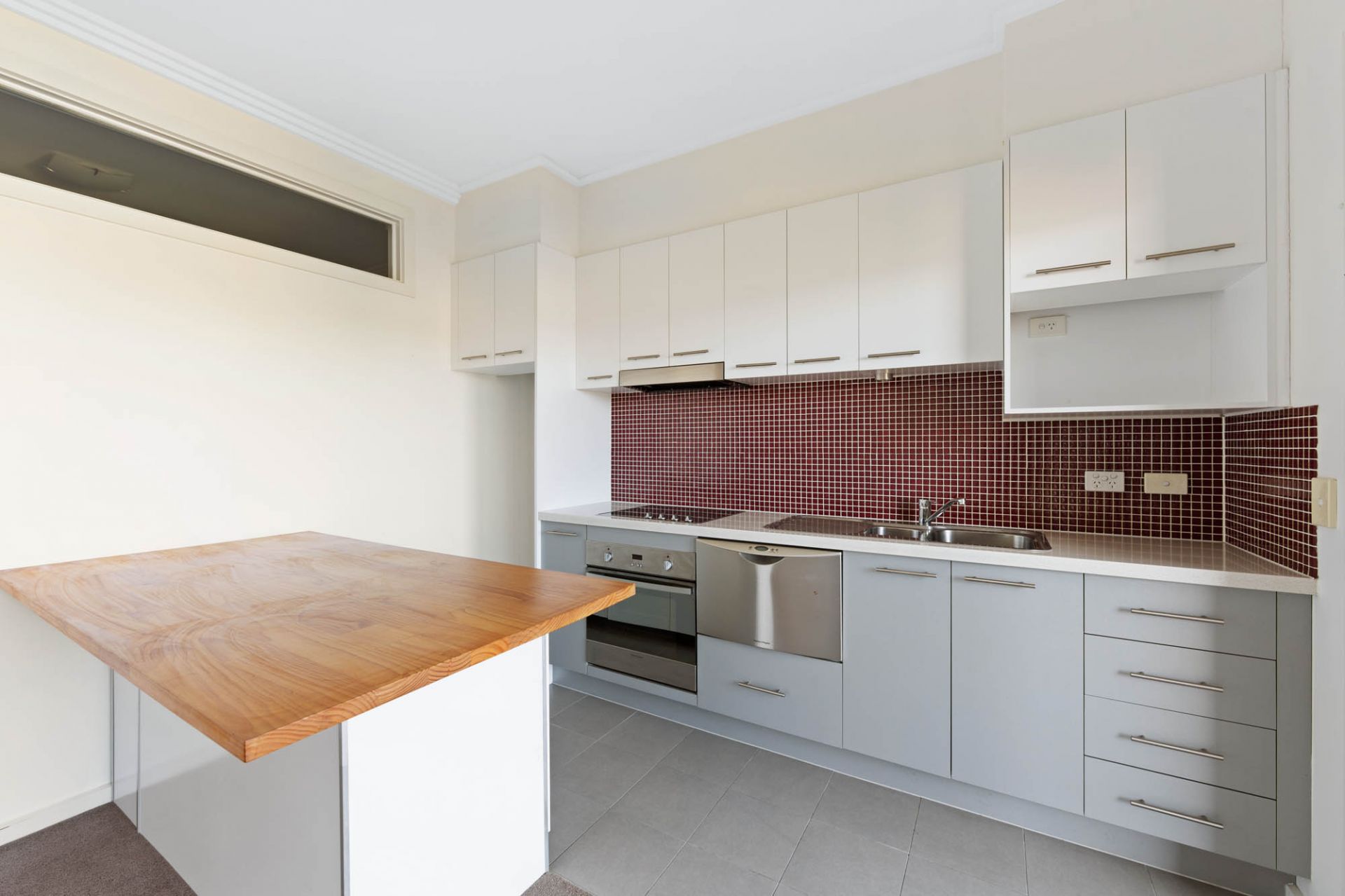 102/115 Neerim Road, Glen Huntly - Thumbnail 4