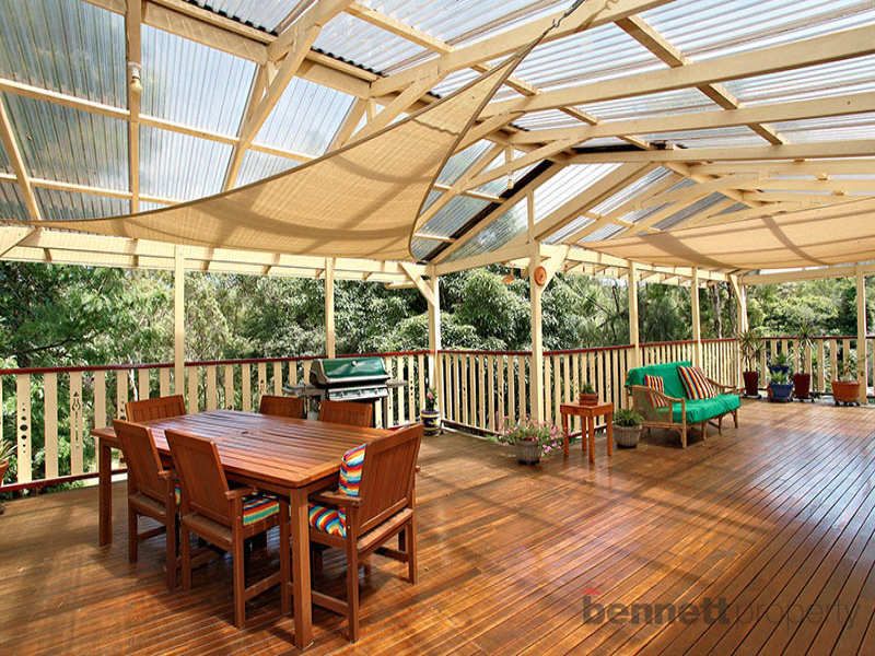 300 Lieutenant Bowen Drive, Bowen Mountain - Thumbnail 3