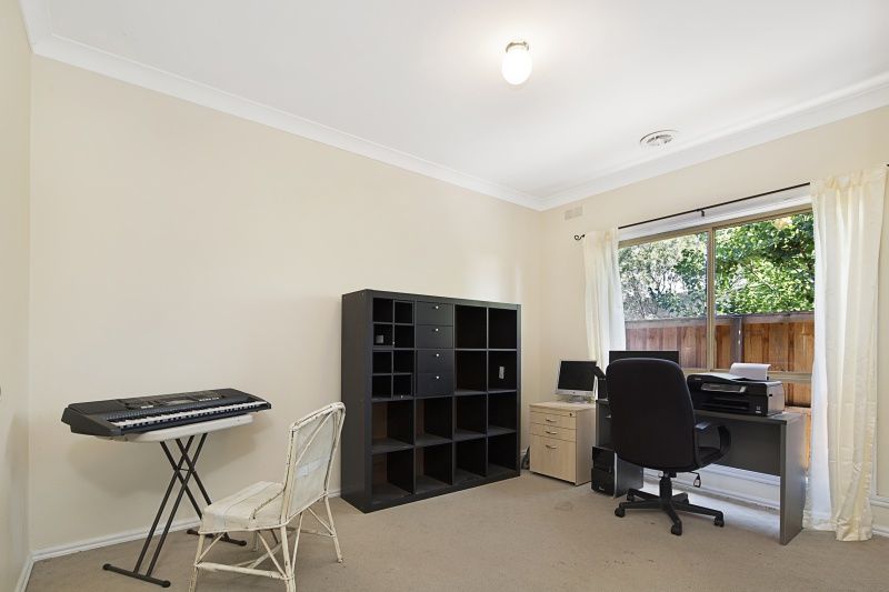 2/101 Powell Street, Yarraville - Thumbnail 6
