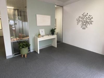 NEWLY REFURBISHED OFFICE WITHIN NEWSTEAD COMMERCIAL VILLAGE