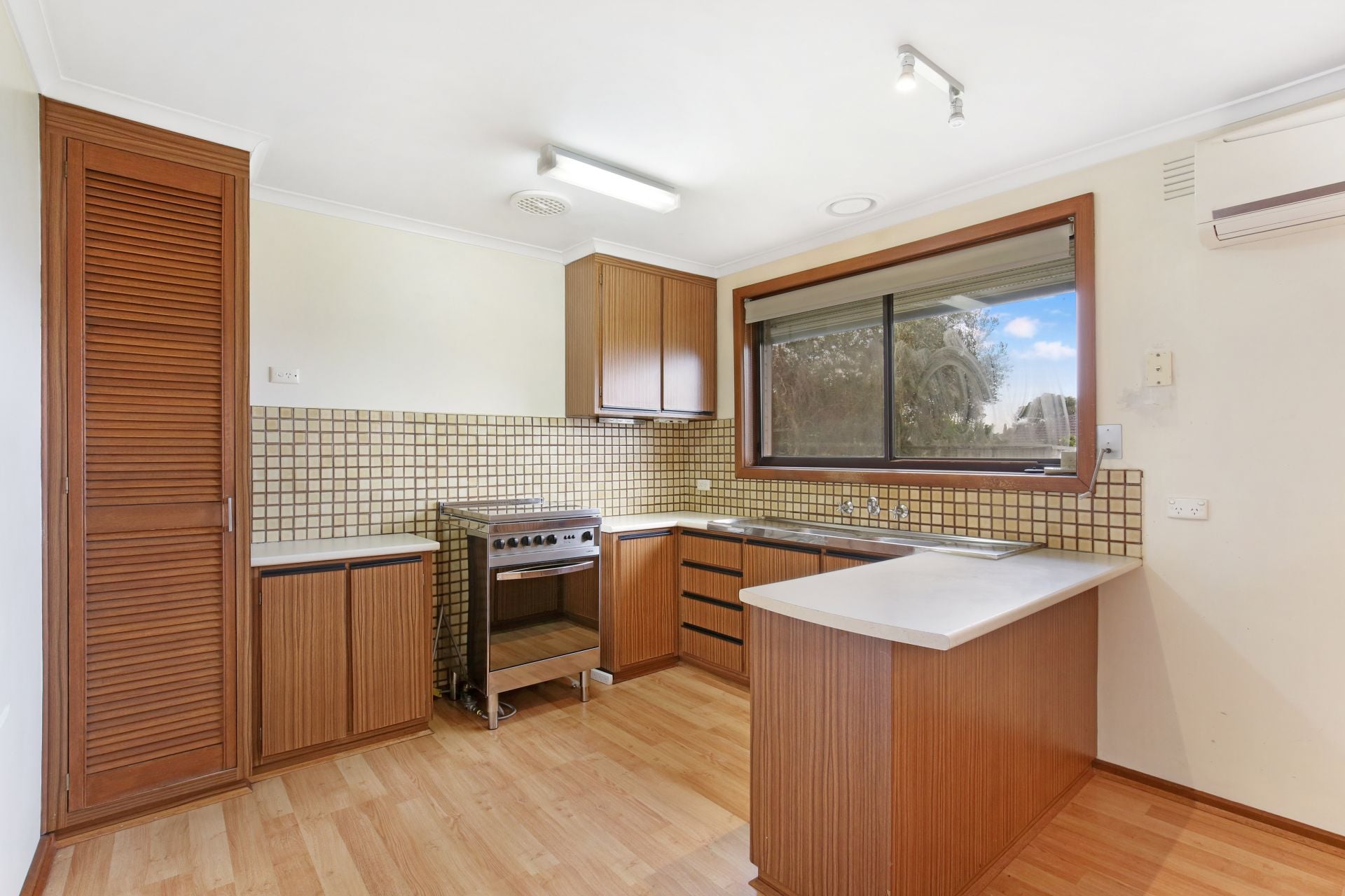 THE PERFECT FAMILY HOME
