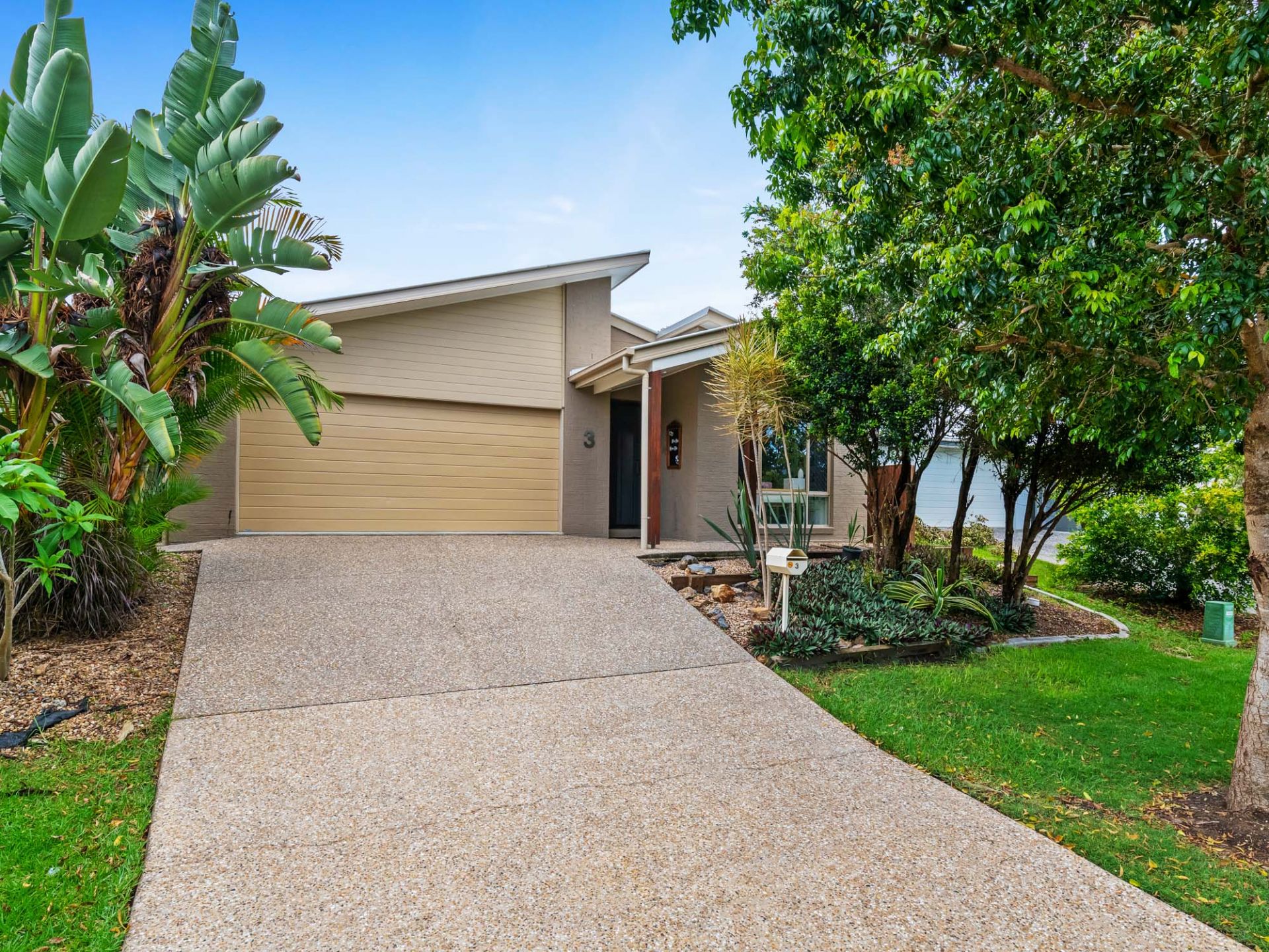 Real Estate For Sale 3 Prairie Avenue Maudsland , QLD