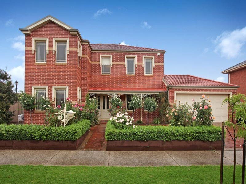 13 Cairn Curran Terrace, Caroline Springs - Thumbnail 2