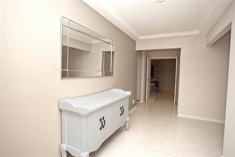 ***APPROVED APPLICATION PENDING*** SPACIOUS, STYLISH & A SUPERB LOCATION!! PERFECT 4 BEDROOM FAMILY HOME!!