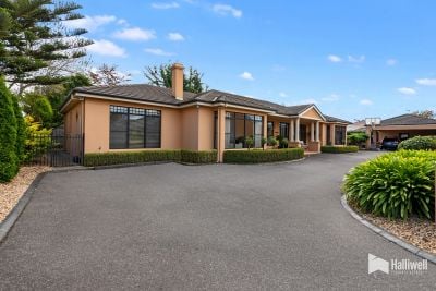 4
 
 
 
  
 
 
 3
 
 
 
  
 
 
 2
 
 
 
 
 
 
 
 4 Malunnah Close, Devonport TAS 7310, Devonport - Thumbnail 2
