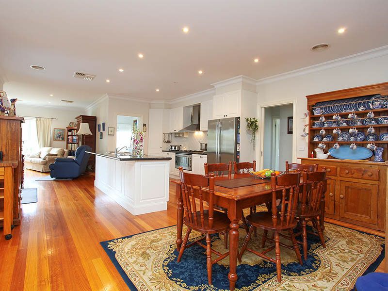 12 Salina Walk, Caroline Springs - Thumbnail 4