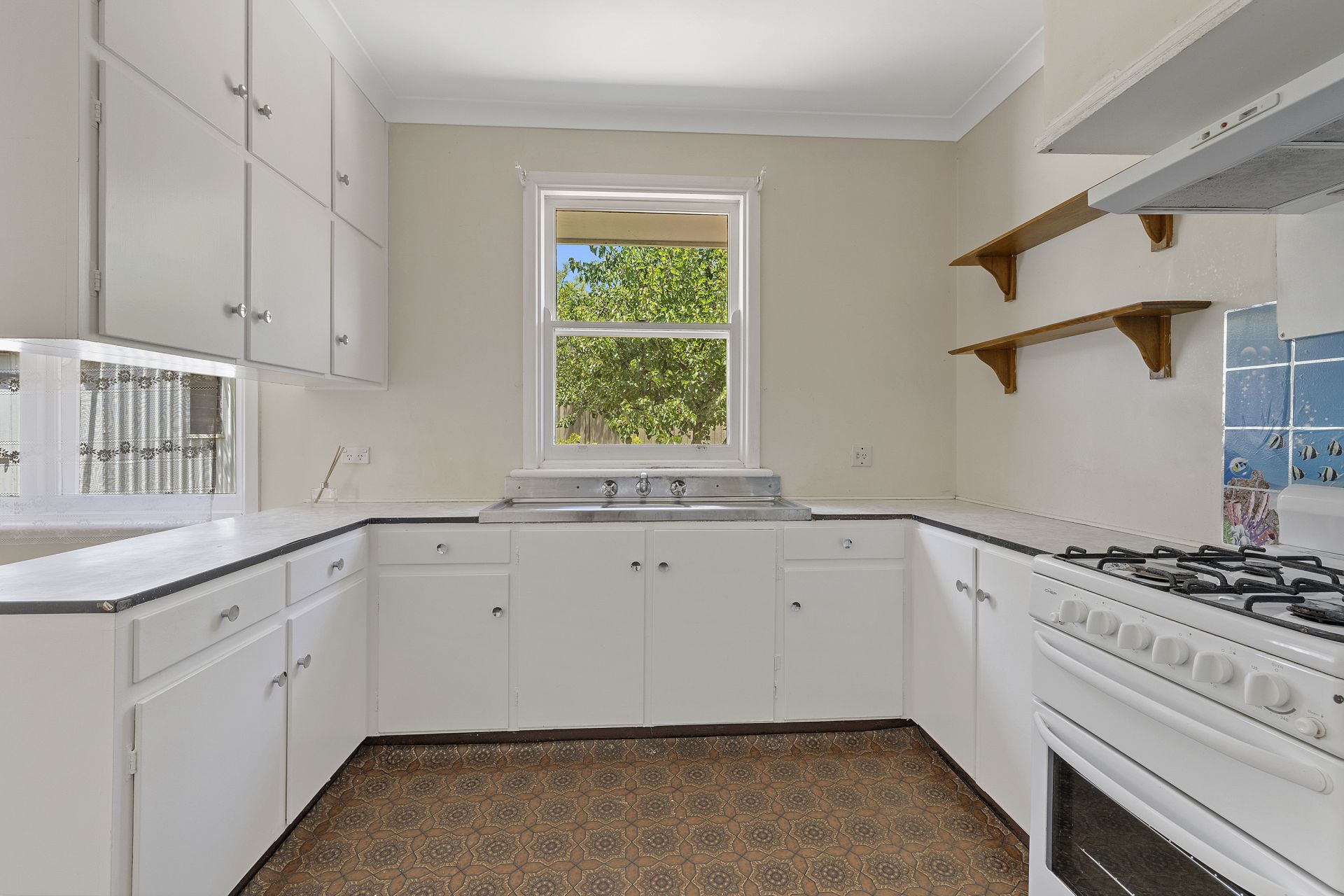 42 Keck Street, Flora Hill Bendigo Ballarat Real Estate Pty Ltd