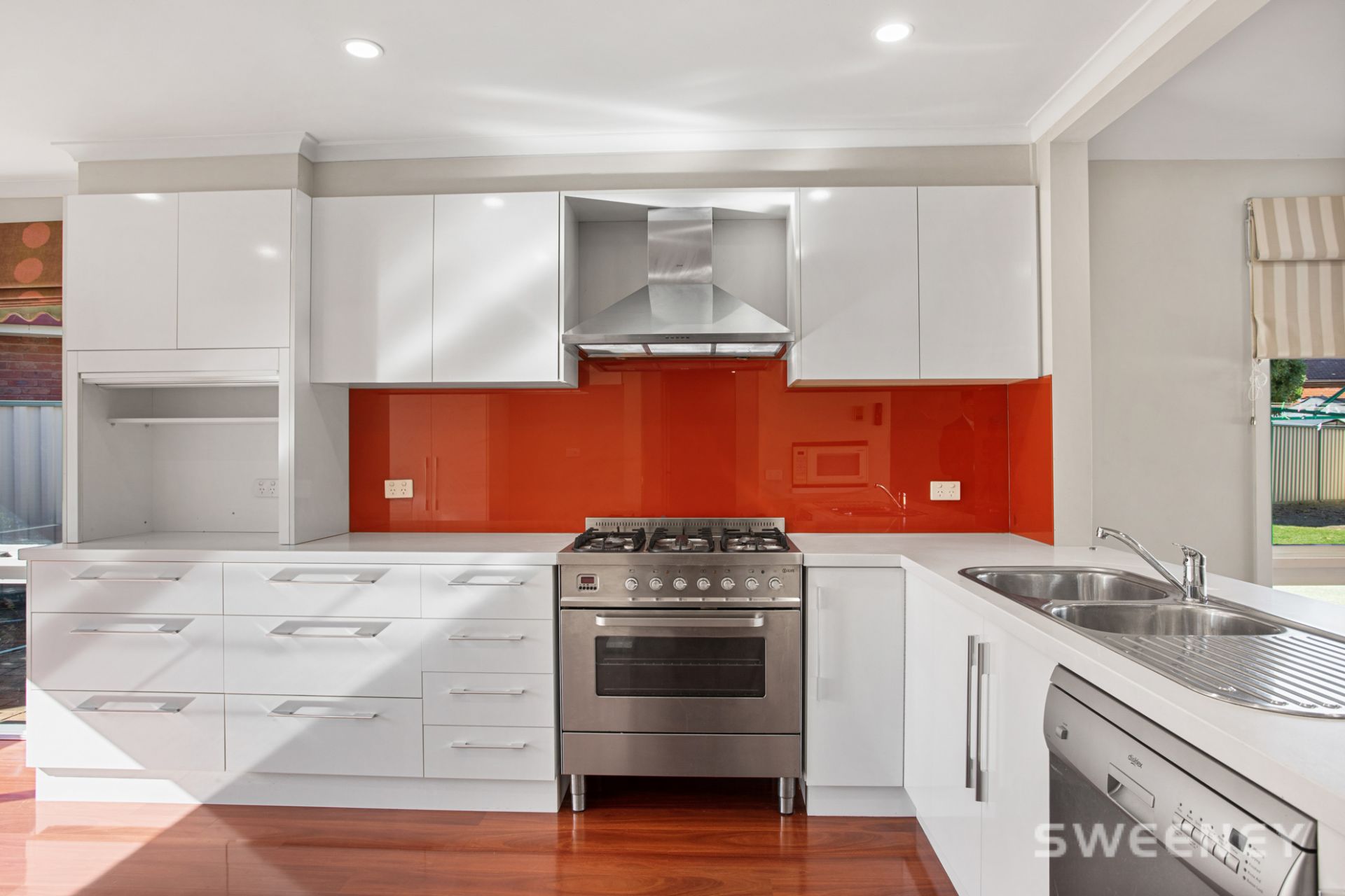 25 Brown Avenue, Altona Meadows - Thumbnail 4