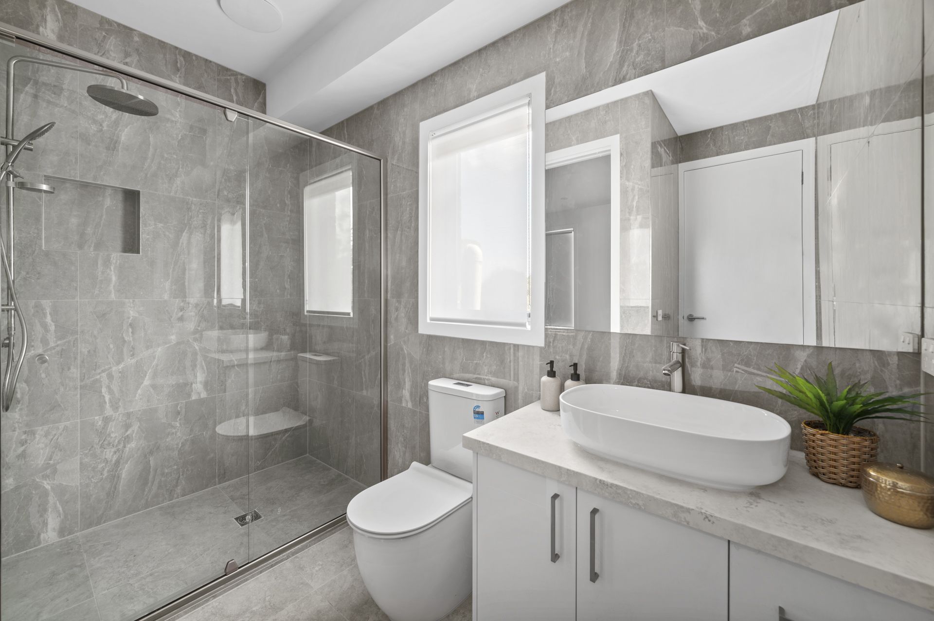 BRAND NEW – 4 BEDROOMS, 3 BATHROOMS