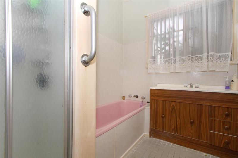 $300 - $320 LOOKING FOR A GREAT TENANT