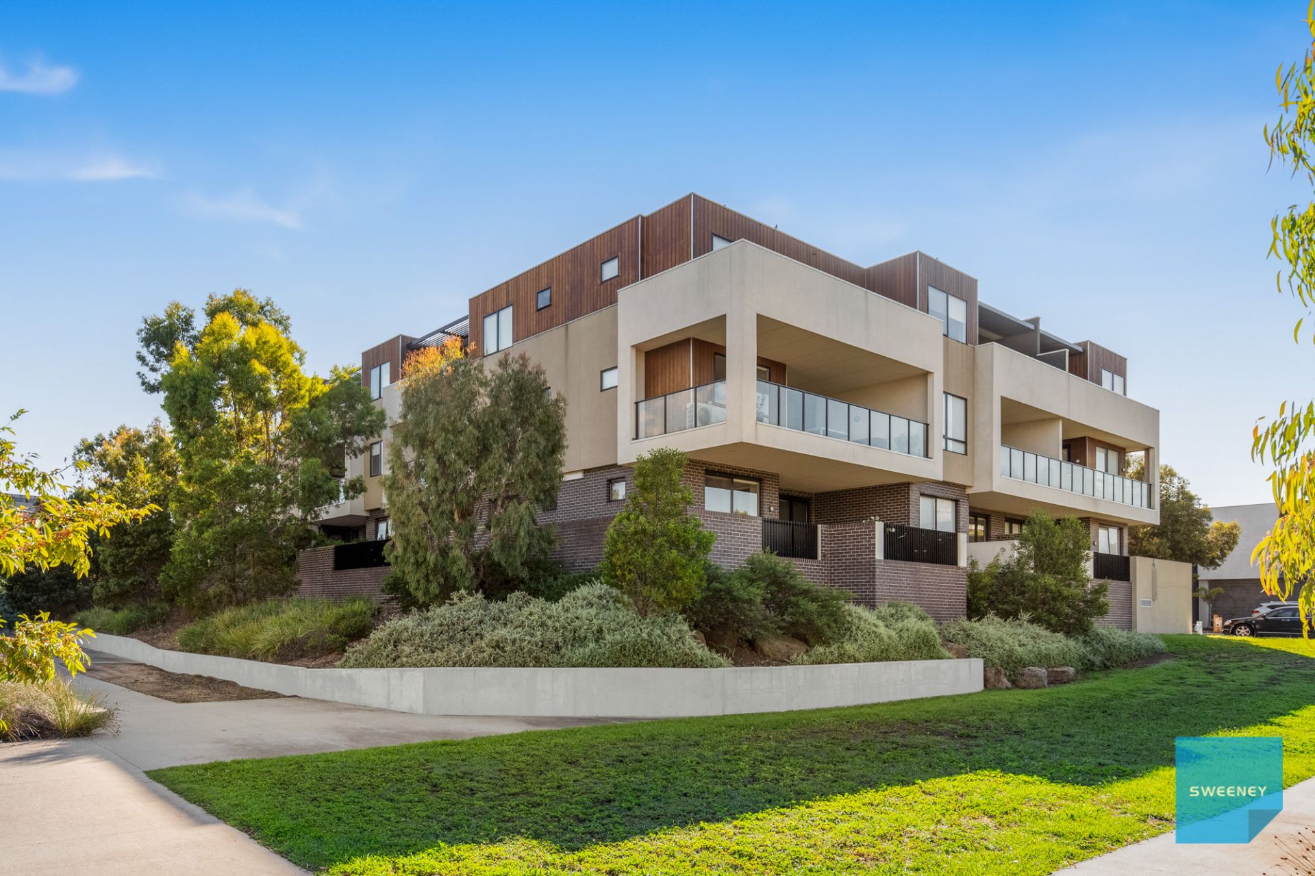 5/2 Monckton Place, Caroline Springs - Thumbnail 2