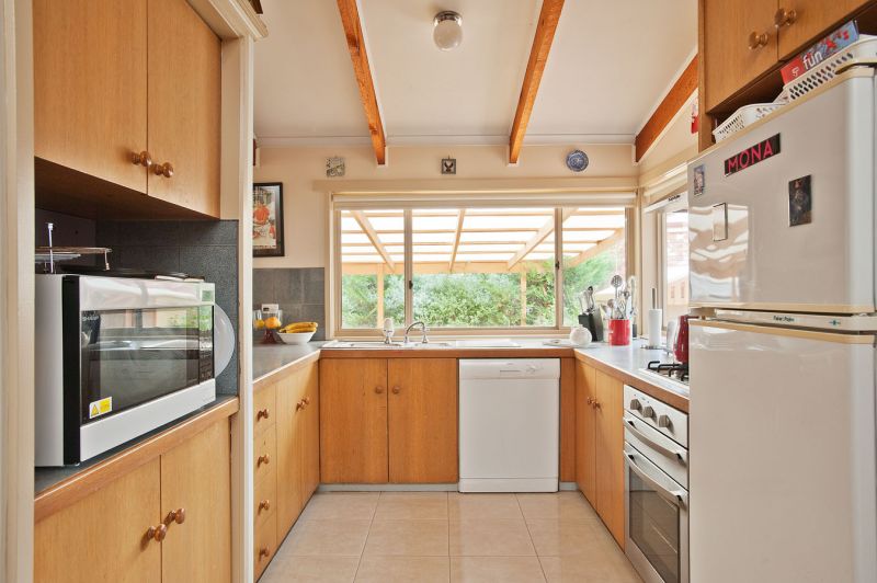14 Todd Court, Bacchus Marsh - Thumbnail 8