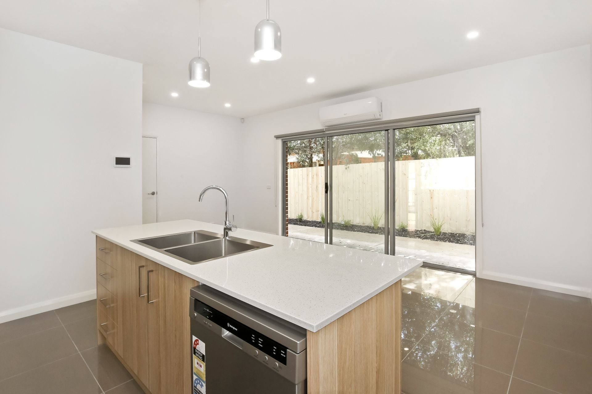 ELEGANT AND SPACIOUS  *Insp Sat 12th Oct @ 10:10am*