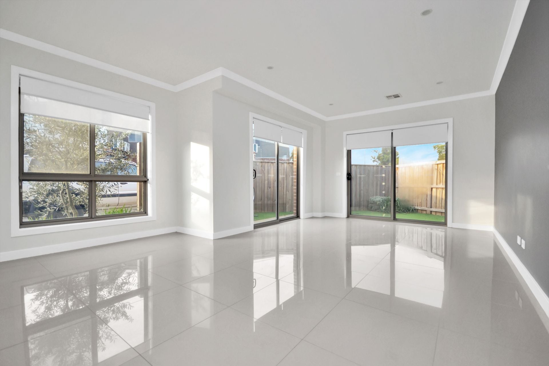 THREE BEDROOM CONTEMPORARY LIVING