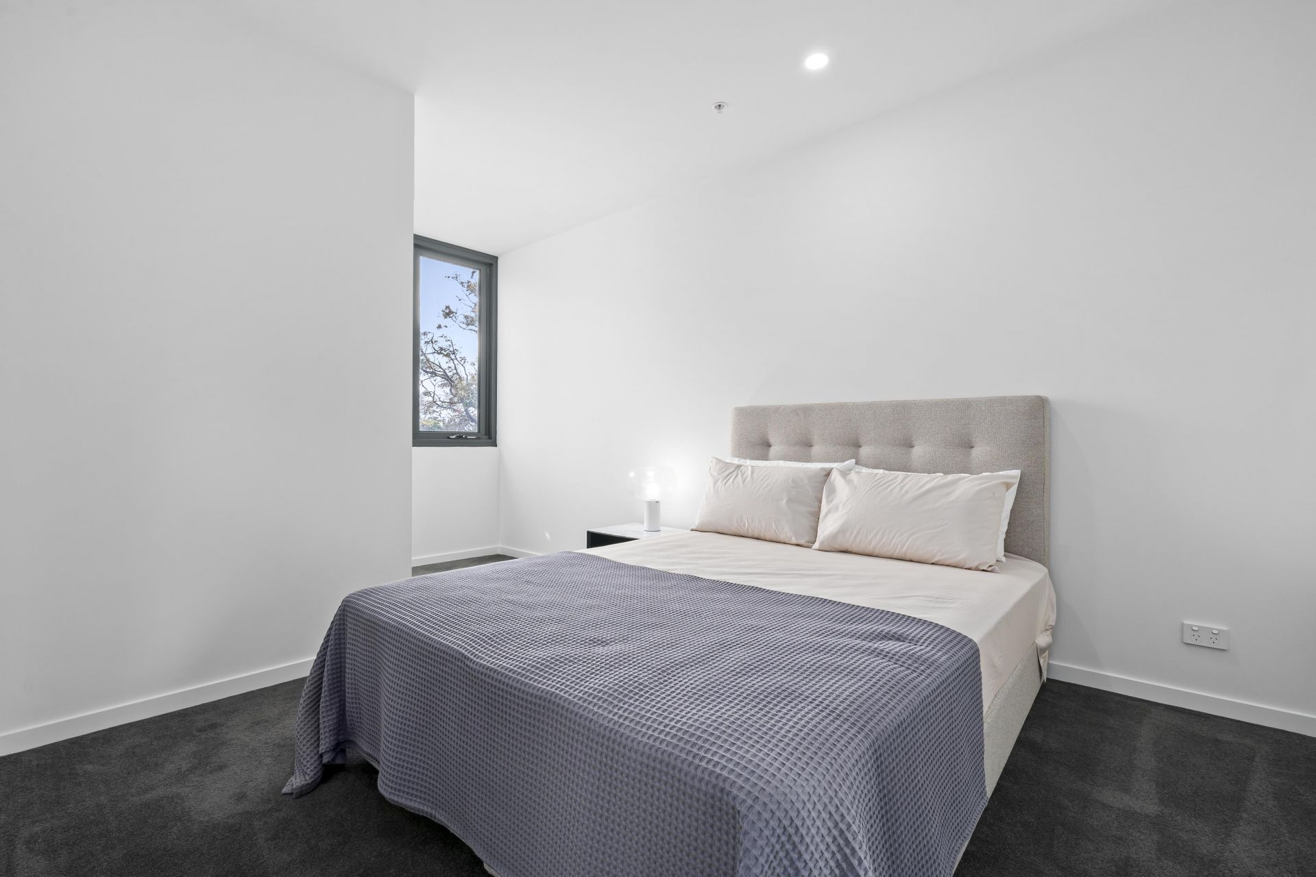 305/2b Williamstown Road, Kingsville - Thumbnail 4