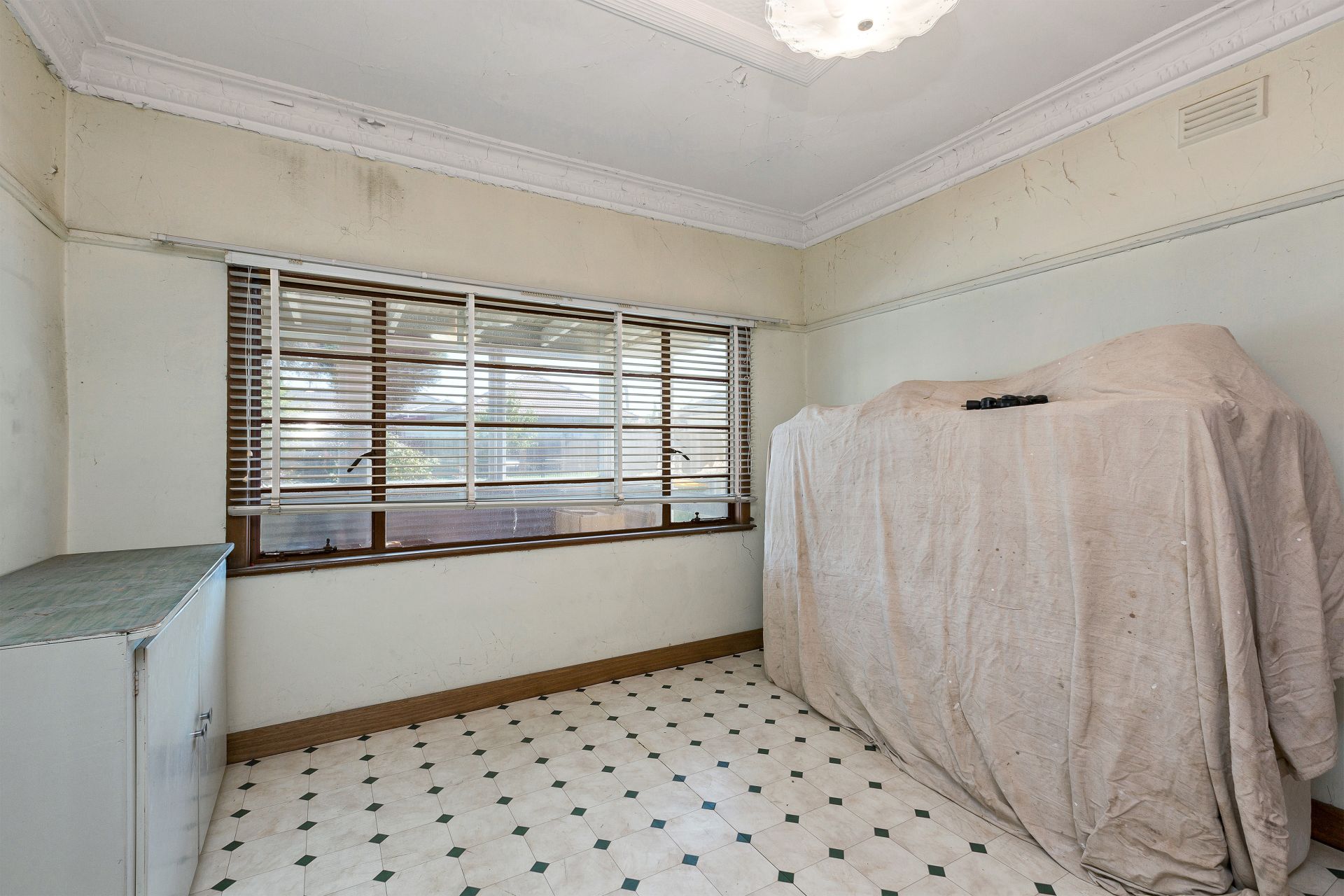 1 Ballard Street, Yarraville - Thumbnail 6