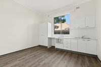 2/8 Wemyss Street, Enmore