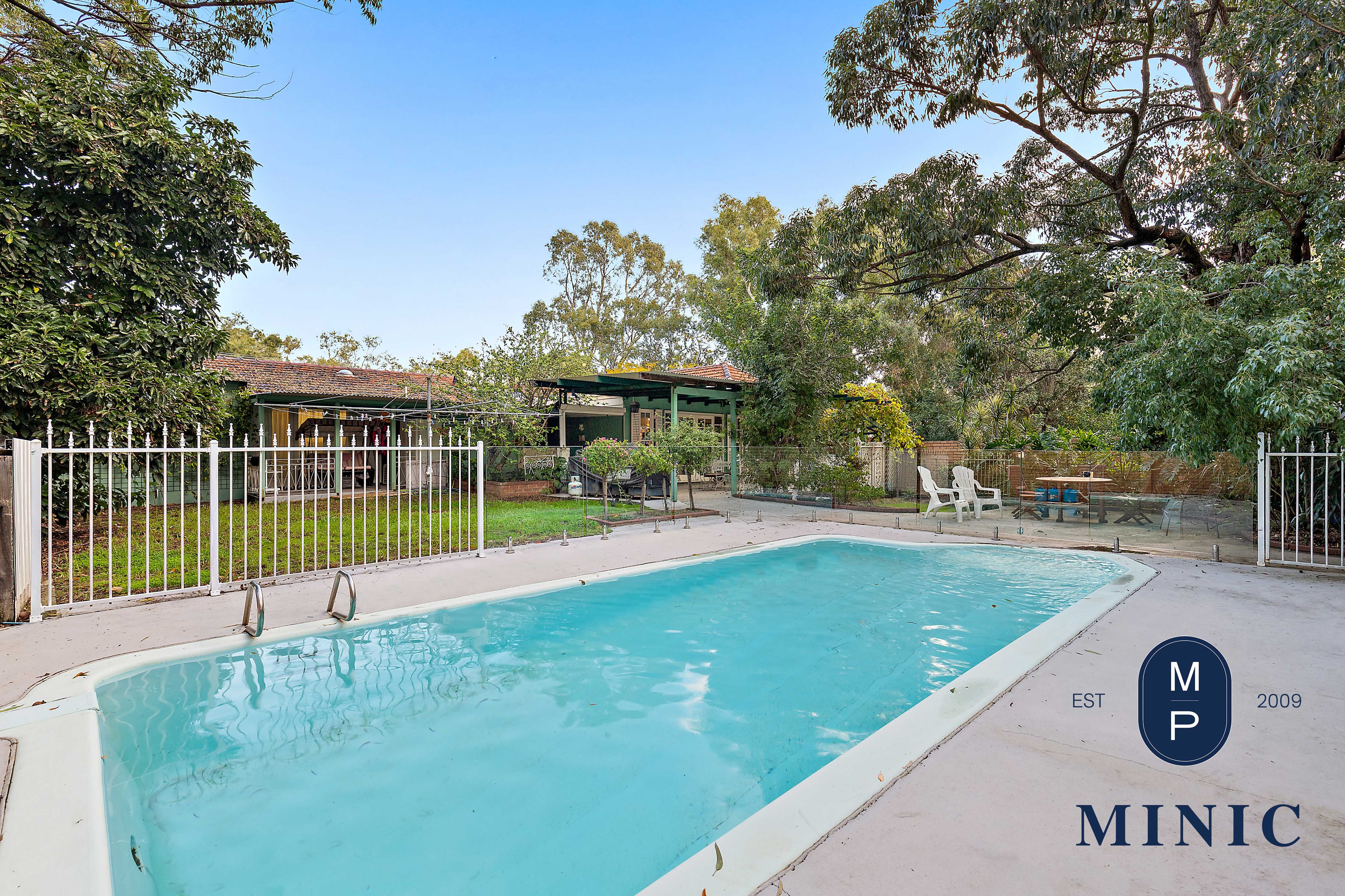 28 Binshaw Avenue, Byford