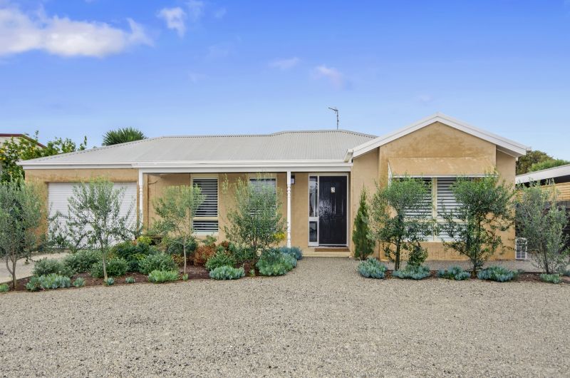 3 Plover Court Barwon Heads VIC, Barwon Heads - Thumbnail 2