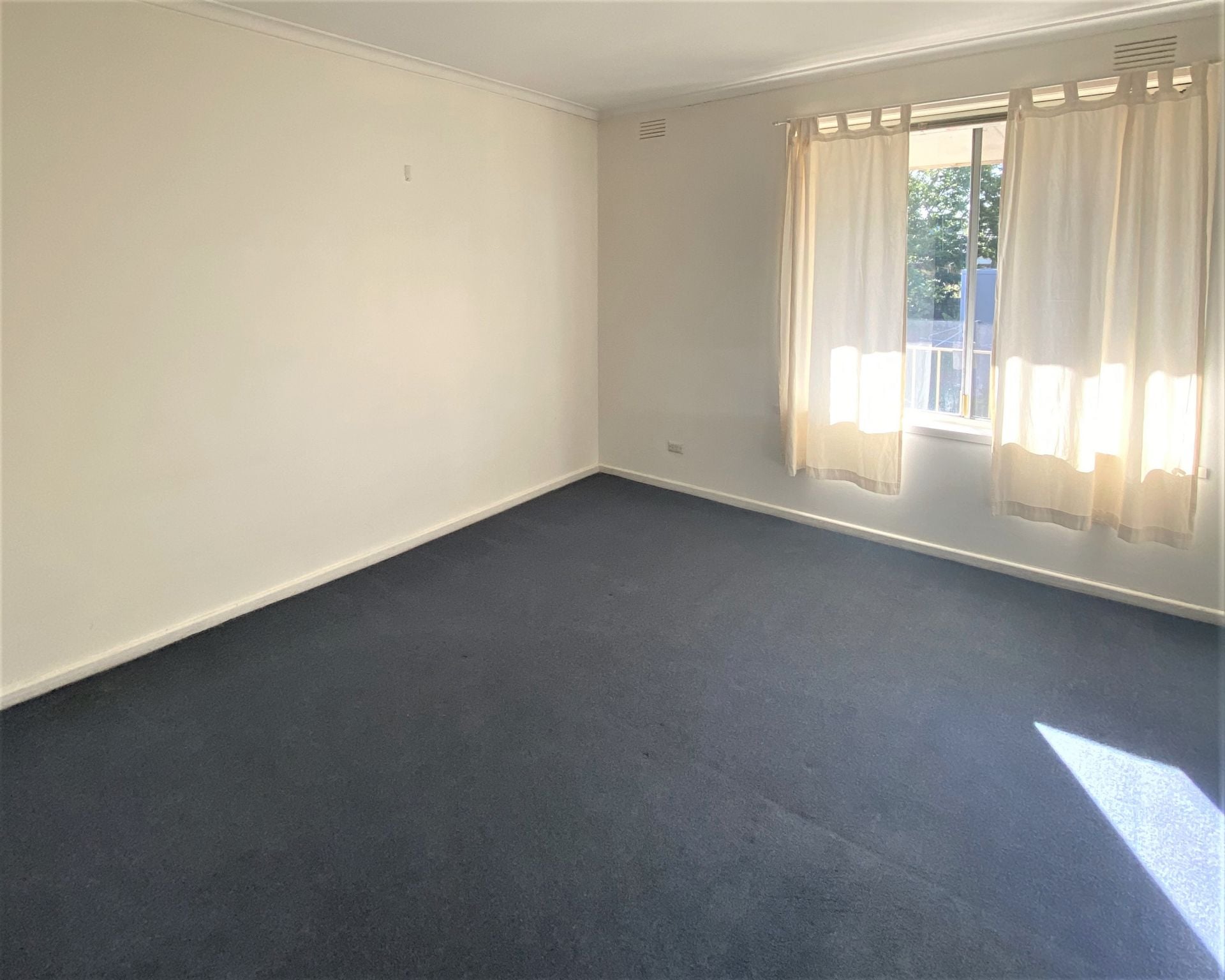 Great location, great price!