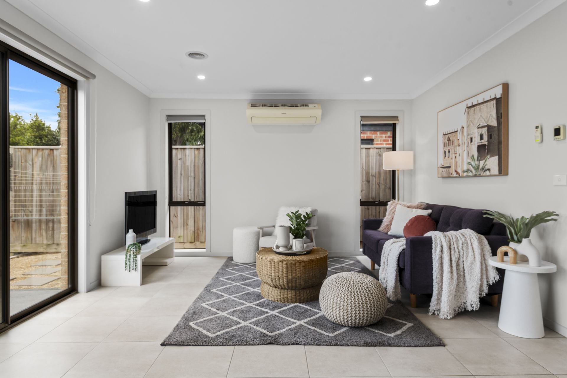 Immaculate Modern Home, Prime Location