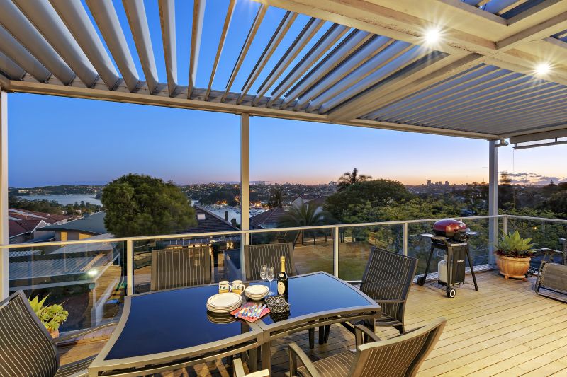 Whole-floor apartment next to the village with panoramic views