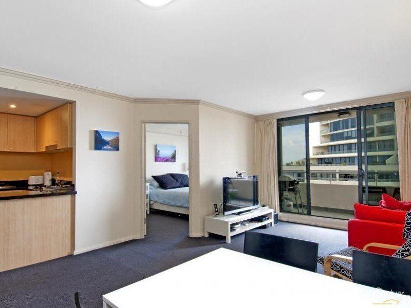 1505/1 Sergeants Lane ST LEONARDS NSW, Leonards - Thumbnail 2