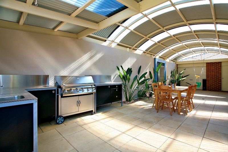 24 Hillcrest Court, Melton West - Thumbnail 7